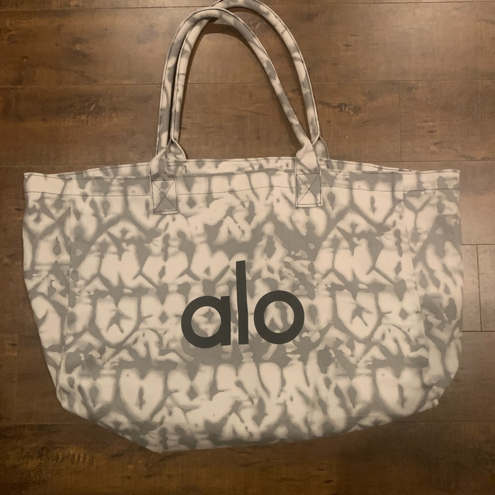 Gray alo tote bag